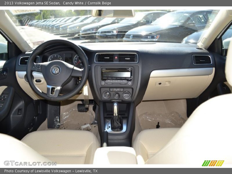 Candy White / Cornsilk Beige 2013 Volkswagen Jetta SE Sedan