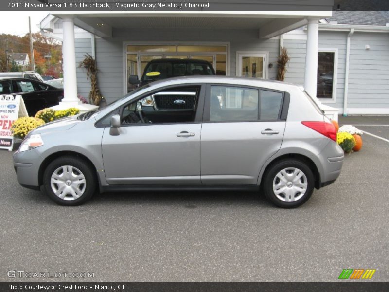 Magnetic Gray Metallic / Charcoal 2011 Nissan Versa 1.8 S Hatchback