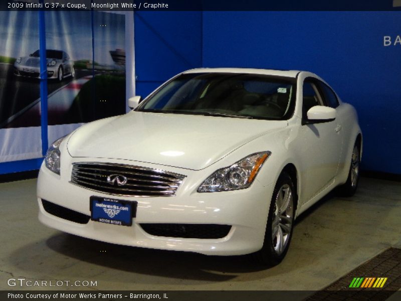 Moonlight White / Graphite 2009 Infiniti G 37 x Coupe