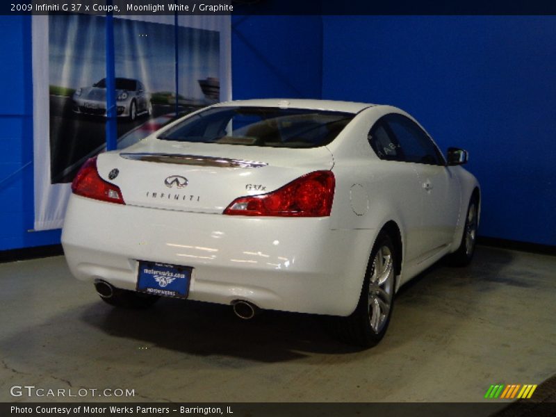 Moonlight White / Graphite 2009 Infiniti G 37 x Coupe