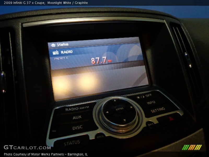 Moonlight White / Graphite 2009 Infiniti G 37 x Coupe