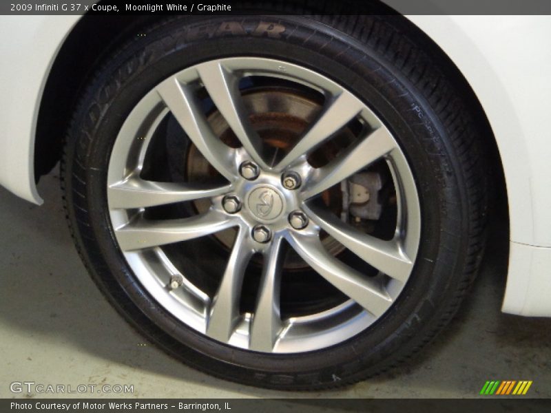 Moonlight White / Graphite 2009 Infiniti G 37 x Coupe