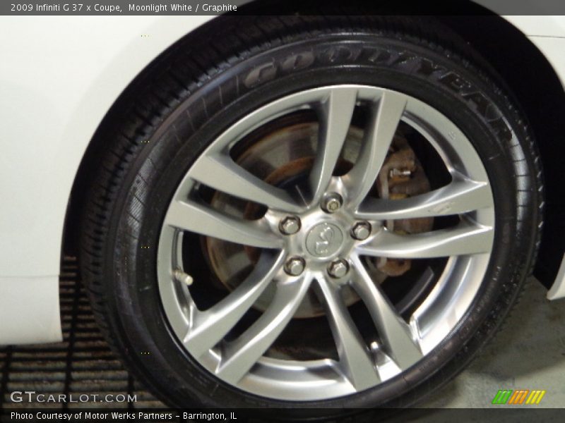 Moonlight White / Graphite 2009 Infiniti G 37 x Coupe