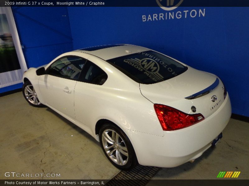 Moonlight White / Graphite 2009 Infiniti G 37 x Coupe