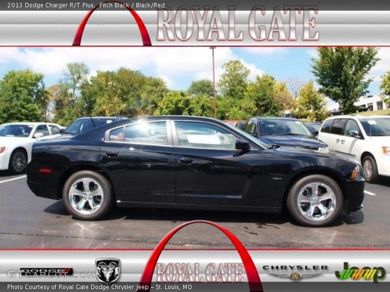 Pitch Black / Black/Red 2013 Dodge Charger R/T Plus