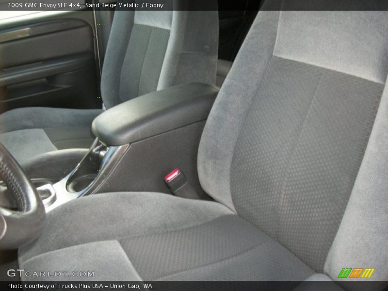 Sand Beige Metallic / Ebony 2009 GMC Envoy SLE 4x4