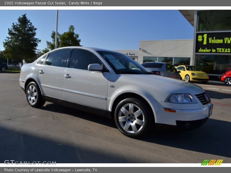 Candy White / Beige 2002 Volkswagen Passat GLX Sedan