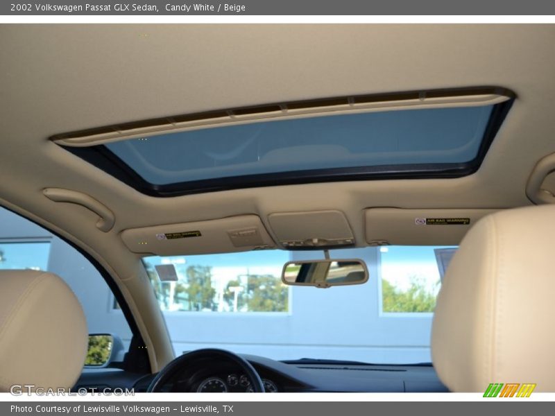 Candy White / Beige 2002 Volkswagen Passat GLX Sedan