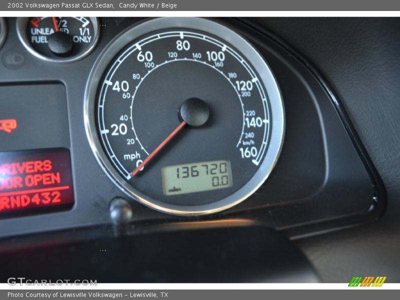 Candy White / Beige 2002 Volkswagen Passat GLX Sedan