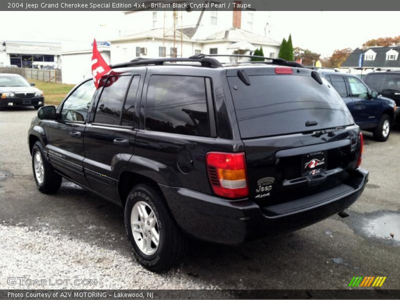 Brillant Black Crystal Pearl / Taupe 2004 Jeep Grand Cherokee Special Edition 4x4