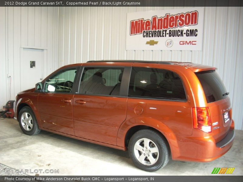 Copperhead Pearl / Black/Light Graystone 2012 Dodge Grand Caravan SXT
