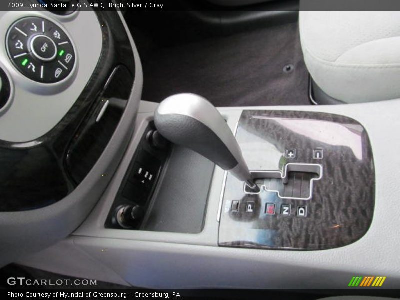 Bright Silver / Gray 2009 Hyundai Santa Fe GLS 4WD