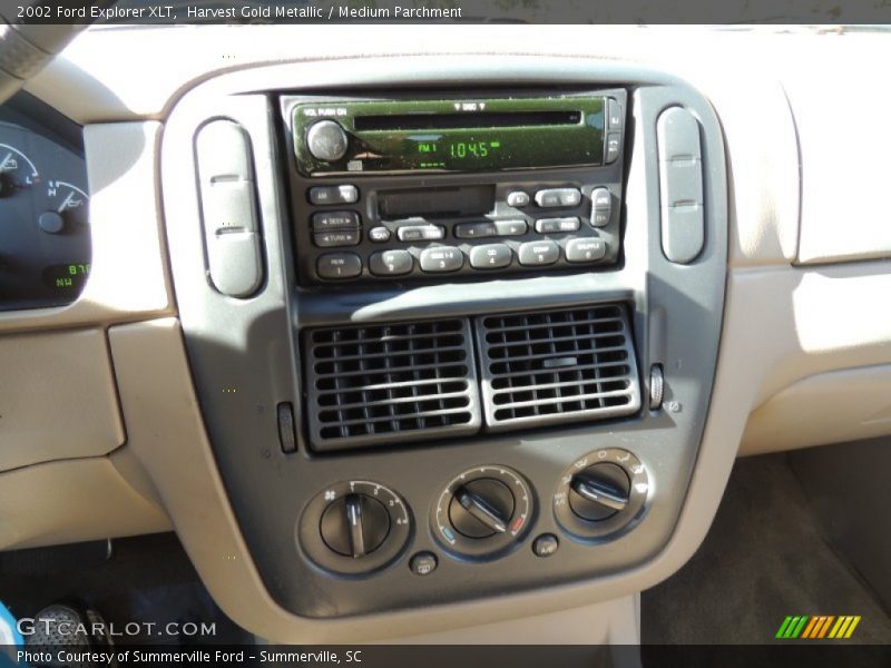 Harvest Gold Metallic / Medium Parchment 2002 Ford Explorer XLT