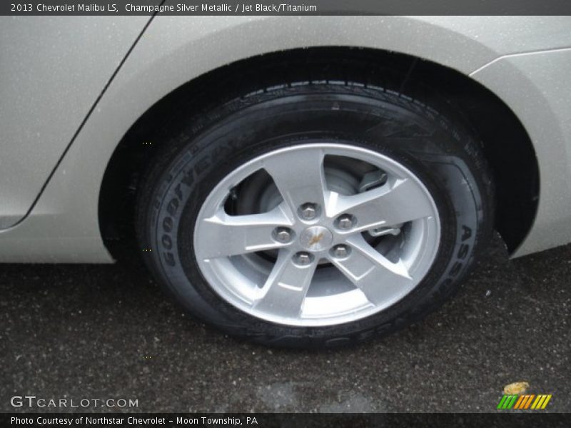 Champagne Silver Metallic / Jet Black/Titanium 2013 Chevrolet Malibu LS