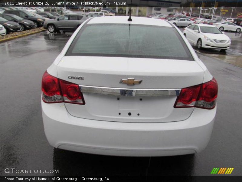 Summit White / Jet Black/Medium Titanium 2011 Chevrolet Cruze LS