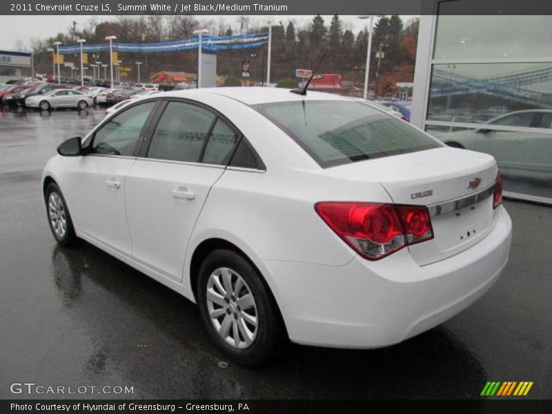 Summit White / Jet Black/Medium Titanium 2011 Chevrolet Cruze LS