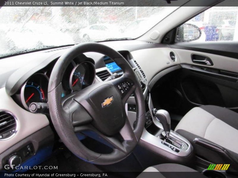 Summit White / Jet Black/Medium Titanium 2011 Chevrolet Cruze LS