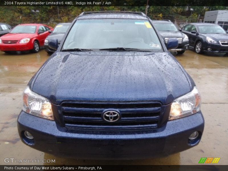 Indigo Ink Pearl / Ash 2004 Toyota Highlander Limited V6 4WD