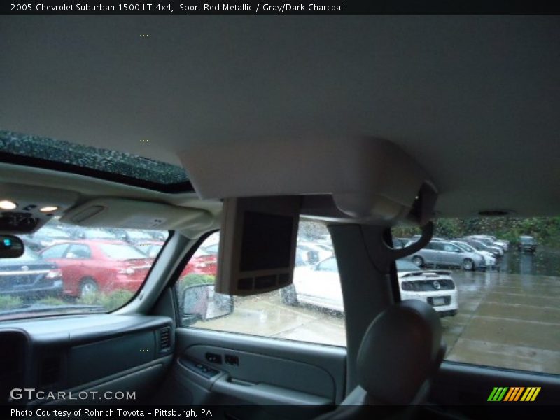 Sport Red Metallic / Gray/Dark Charcoal 2005 Chevrolet Suburban 1500 LT 4x4