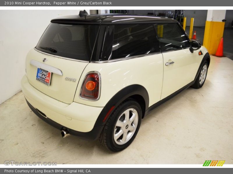 Pepper White / Grey/Carbon Black 2010 Mini Cooper Hardtop
