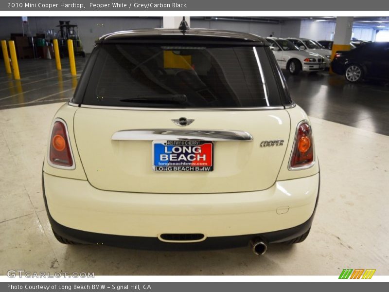 Pepper White / Grey/Carbon Black 2010 Mini Cooper Hardtop