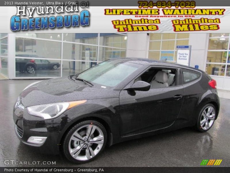 Ultra Black / Gray 2013 Hyundai Veloster