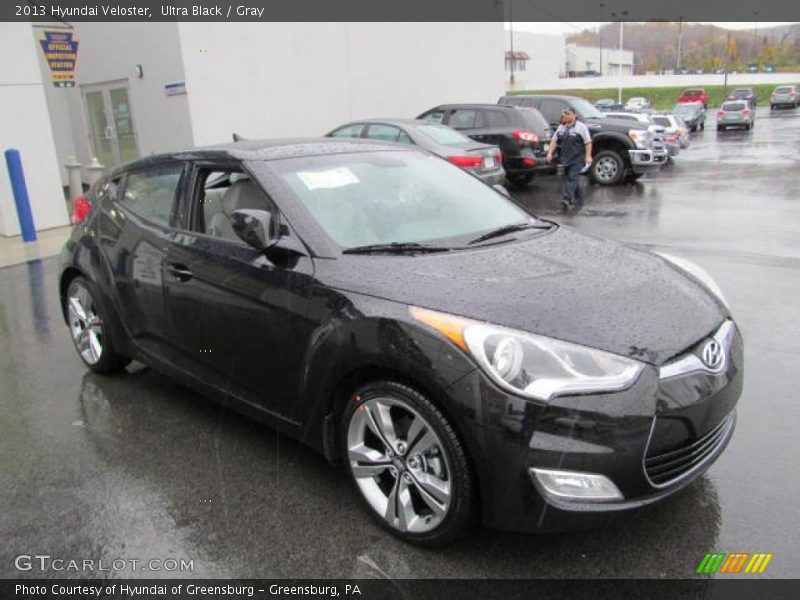 Ultra Black / Gray 2013 Hyundai Veloster