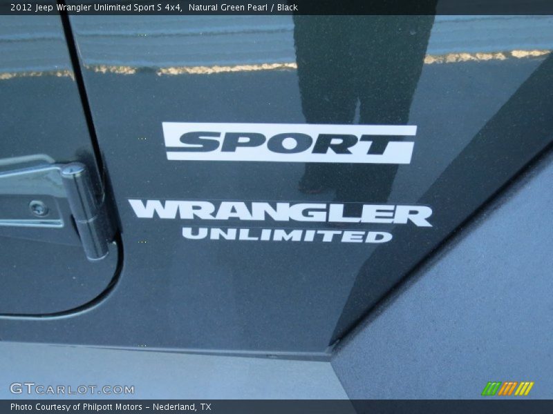 Natural Green Pearl / Black 2012 Jeep Wrangler Unlimited Sport S 4x4