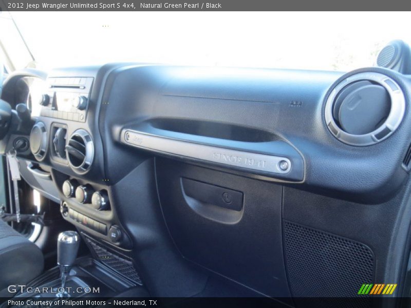 Natural Green Pearl / Black 2012 Jeep Wrangler Unlimited Sport S 4x4