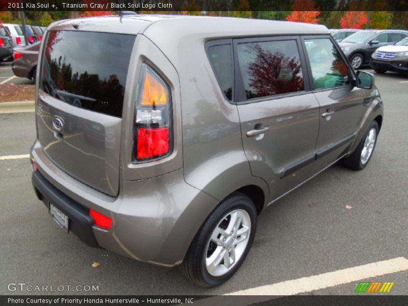 Titanium Gray / Black Soul Logo Cloth 2011 Kia Soul +
