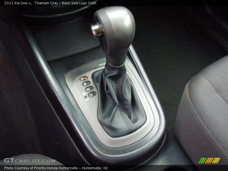 Titanium Gray / Black Soul Logo Cloth 2011 Kia Soul +