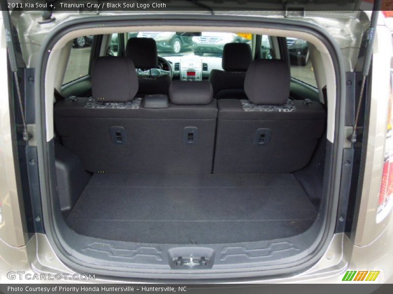 Titanium Gray / Black Soul Logo Cloth 2011 Kia Soul +