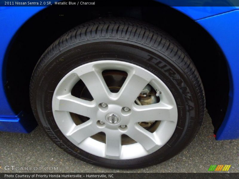 Metallic Blue / Charcoal 2011 Nissan Sentra 2.0 SR