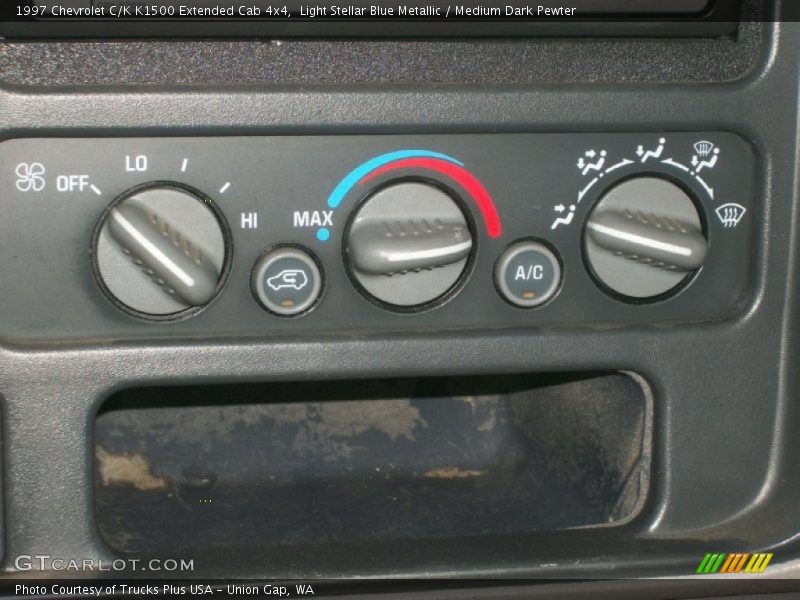 Controls of 1997 C/K K1500 Extended Cab 4x4