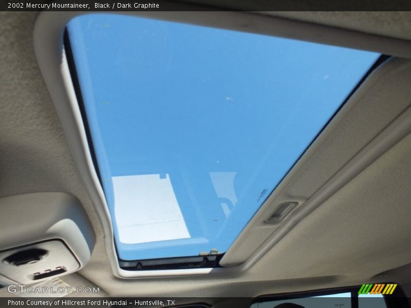 Black / Dark Graphite 2002 Mercury Mountaineer