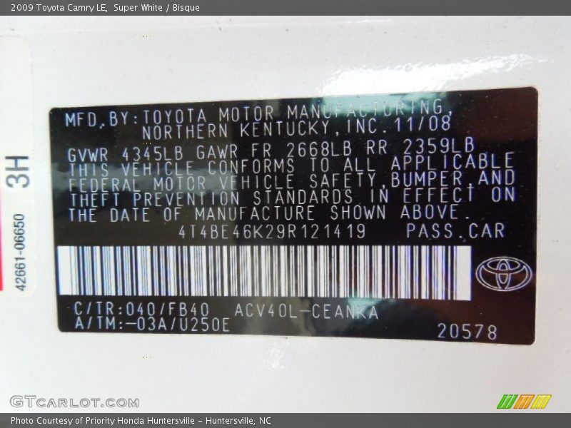 Super White / Bisque 2009 Toyota Camry LE