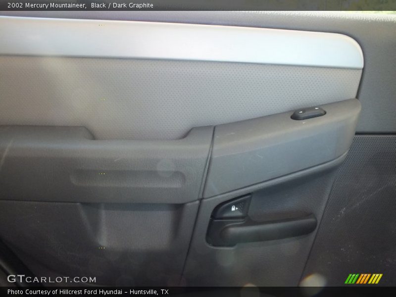 Black / Dark Graphite 2002 Mercury Mountaineer