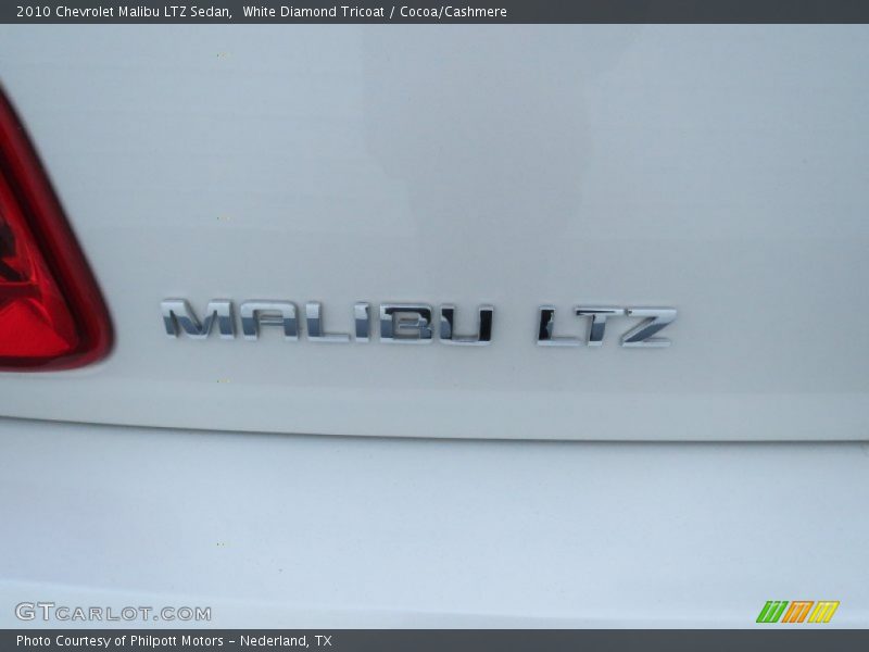 White Diamond Tricoat / Cocoa/Cashmere 2010 Chevrolet Malibu LTZ Sedan