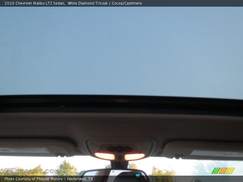 White Diamond Tricoat / Cocoa/Cashmere 2010 Chevrolet Malibu LTZ Sedan