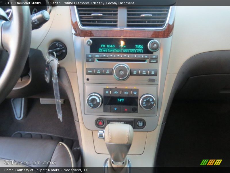 White Diamond Tricoat / Cocoa/Cashmere 2010 Chevrolet Malibu LTZ Sedan