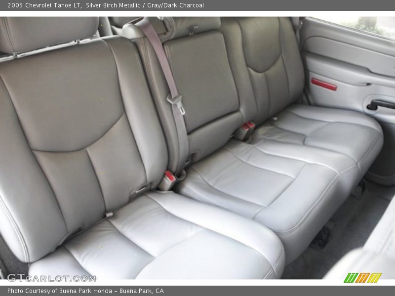 Silver Birch Metallic / Gray/Dark Charcoal 2005 Chevrolet Tahoe LT