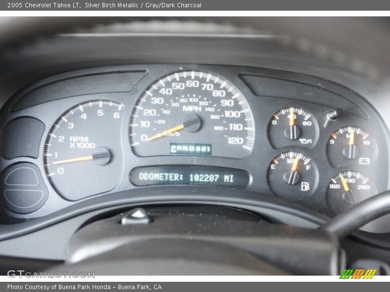 Silver Birch Metallic / Gray/Dark Charcoal 2005 Chevrolet Tahoe LT