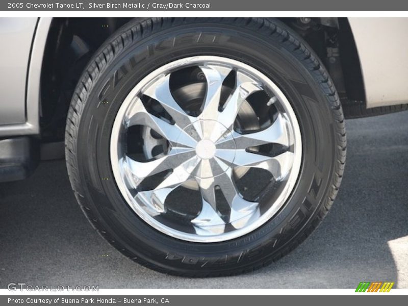 Silver Birch Metallic / Gray/Dark Charcoal 2005 Chevrolet Tahoe LT