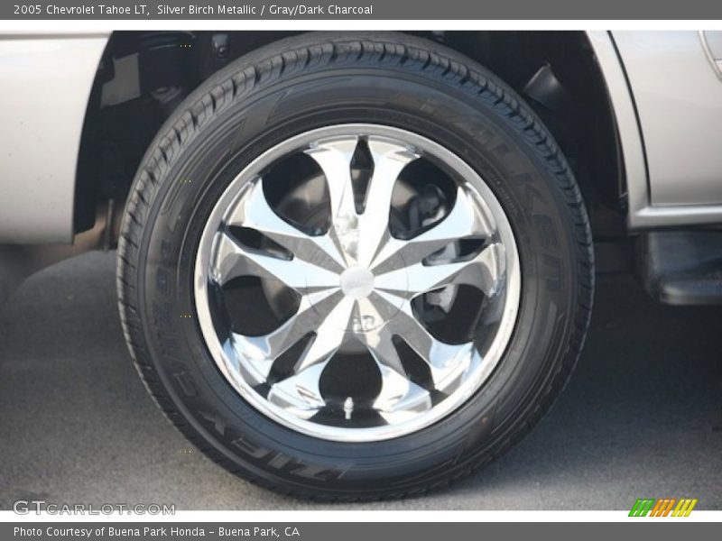 Silver Birch Metallic / Gray/Dark Charcoal 2005 Chevrolet Tahoe LT