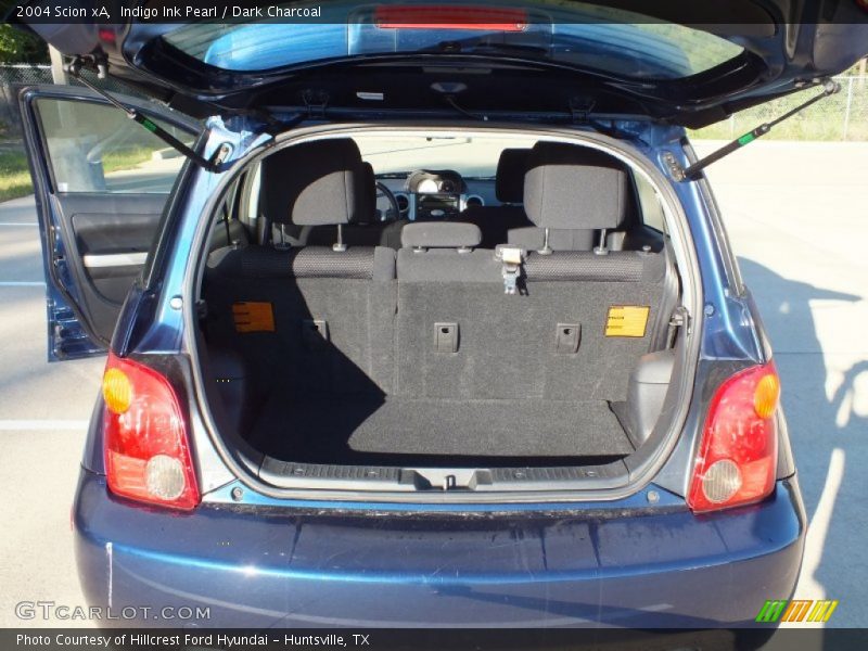 Indigo Ink Pearl / Dark Charcoal 2004 Scion xA