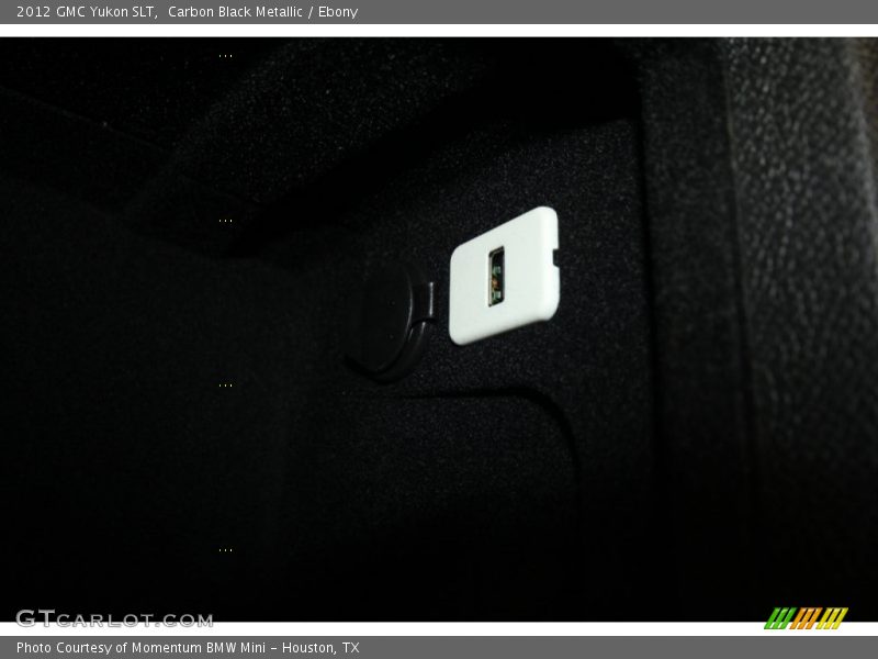 Carbon Black Metallic / Ebony 2012 GMC Yukon SLT