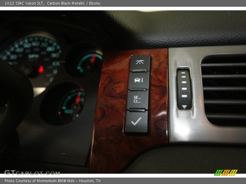 Carbon Black Metallic / Ebony 2012 GMC Yukon SLT