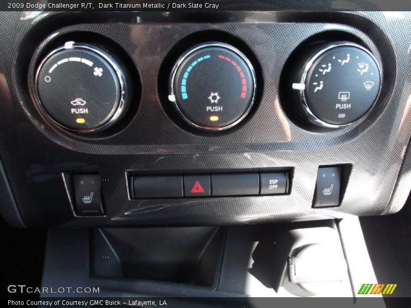 Controls of 2009 Challenger R/T