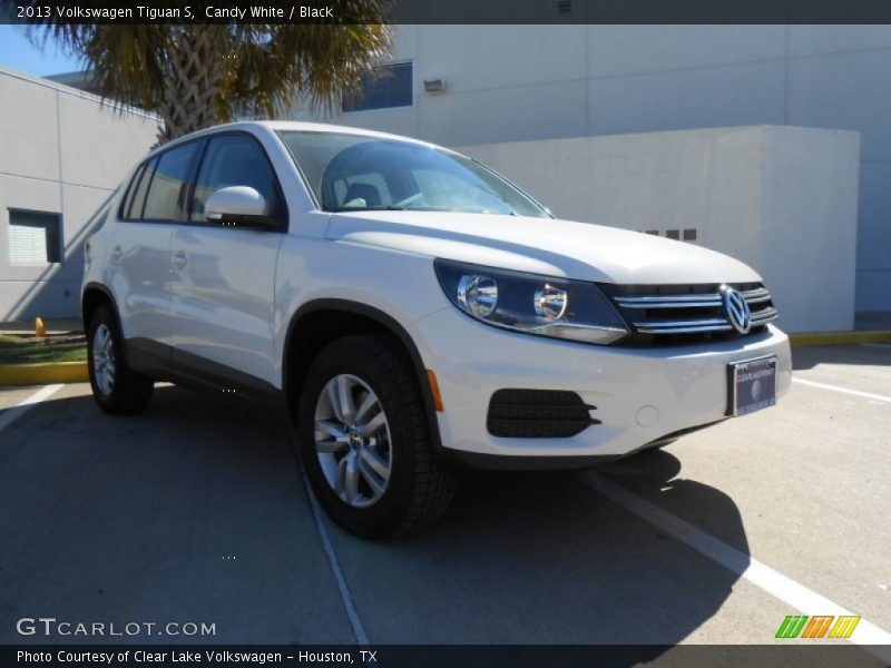 Candy White / Black 2013 Volkswagen Tiguan S