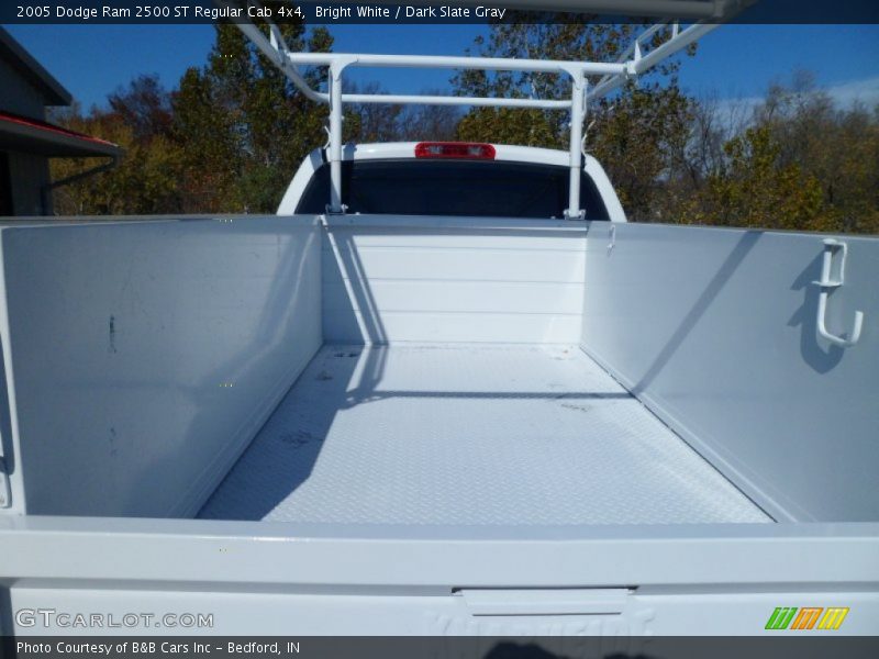 Bright White / Dark Slate Gray 2005 Dodge Ram 2500 ST Regular Cab 4x4